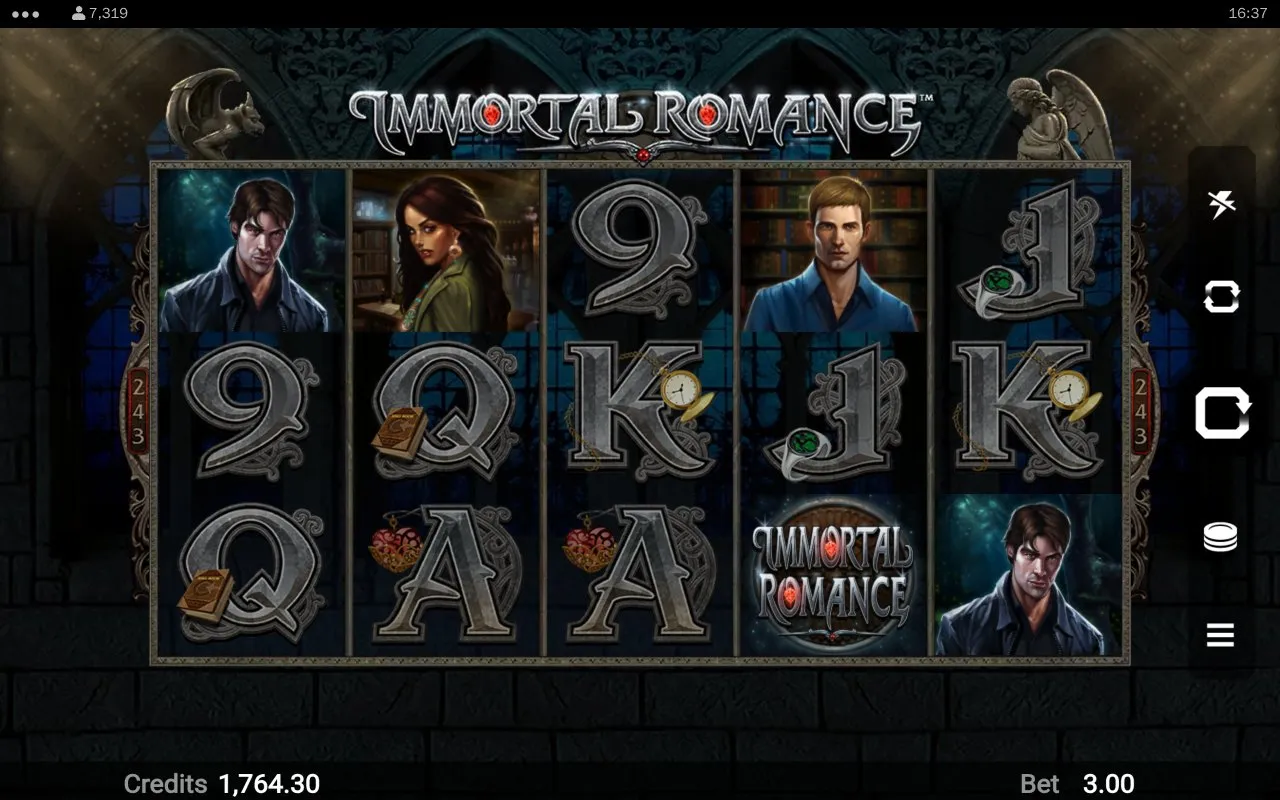 Immortal Romance base game view showing the 5×3 reel grid populated with character portraits and card ranks, with a 3-coin bet selected on the right control panel