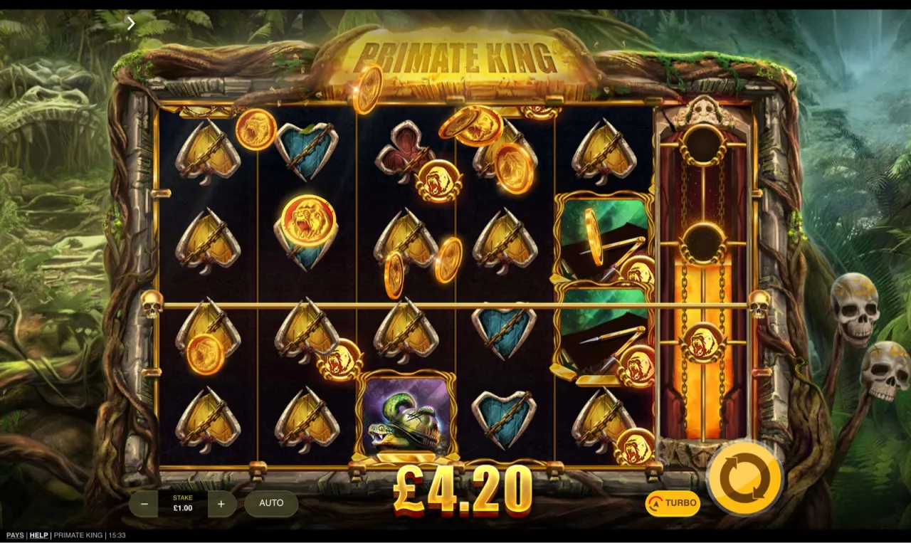 Cobra and coin symbols paying across the grid against the jungle backdrop